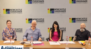 Shani Mason (Factory Plaza), NT Oosthuizen (Lee Oosthuizen), Bhavna Maharaj (Majuba TVET College) en Morné Seaman (Newcastle Sakekamer president).