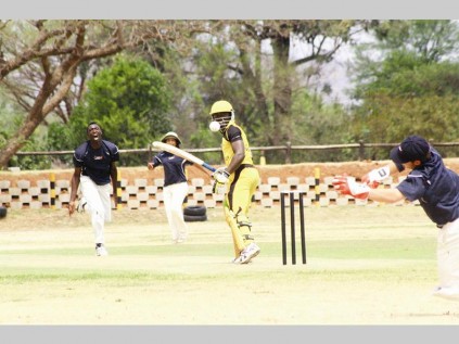 Koffi Atea-Adu, bowler of Limpopo Impalas T20 team in action against Uganda in the Impalas' friendly match against the Ugandian side.
