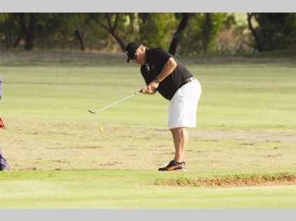 Johan van der Walt in action during the Actus Insurance Brokers golf match.