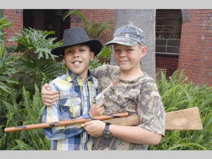 Revern Lawrence an Ryan Nel wil graag  jagters word.