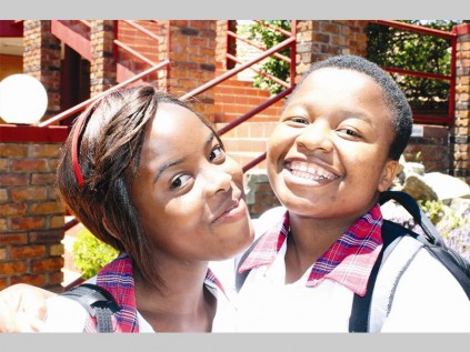 Blessing Rapotu and Molobele Rampedi.