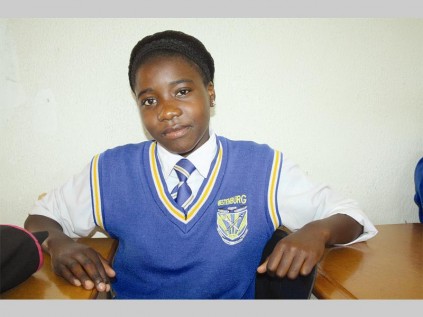 Lebo Mametja sê sy gaan by haar ouma in Venda kuier vir die Desembervakansie. "Ek is baie opgewonde om by my ouma te gaan kuier in Venda, want ek gaan meer leer oor die Venda-tradisies en ek sien baie uit daarna. Ek sal graag vakansie wil hou in Johannesburg, want ek was nog nooit daar nie."