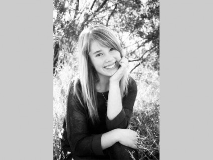 Nadine Swanepoel sê sy is opgewonde om saam met Blackie Swart 'n verhoog te deel. Sy is een van die vyf studente van Rock Hard Musiekskool wat die verhoog met Blackie Swart, Denny Lallouette en Vinnie Henrico sal deel op 28 November.