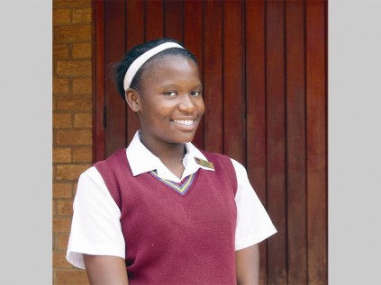 Marvel Kaapu, dux learner 2014, achieved the highest marks in economical sciences.