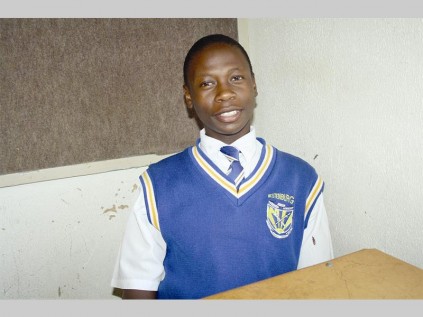 Abram Hamilton sê sy gunsteling vak is le-wensoriëntering omdat die werk handel oor sake wat die samelewing elke dag raak. "Dit wat ons in die klas leer, kan ek in my daaglikse omstandighede toepas. Die vak is nie net teorie nie, maar daar is ook praktiese oefe-ninge wat ons doen. Ek wil graag hê die skool moet aardrykskunde aanbied."