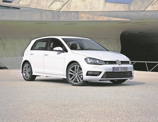 For the Golf, the R-Line package will only be available with the Comfortline and Highline derivatives.
