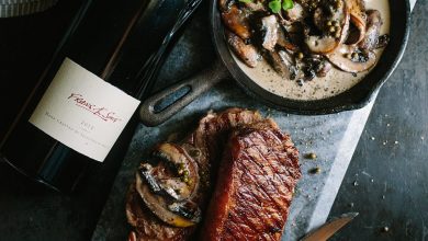 SATURDAY ENTERTAIN - Pan-fried steak with creamy mushroom and green peppercorn sauce - 16 OCT