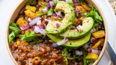 Meatless Monday, 29 November, Vegan quinoa burrito bowl