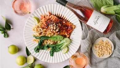 Saturday entertain, 6 November, Spier Signature Chardonnay Pinot Noir with honey, soy, and ginger-glazed salmon with pak choy and peanuts (Medium)