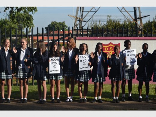 Pupils from Die Deutsche Internationale Schule Johannesburg (DSJ) participated in the Kwanele-Kwanele protest.