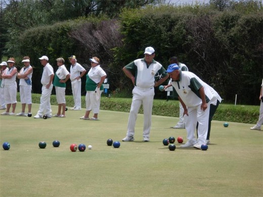 Randburg Bowls Club takes on Honeydew Bowls club in a clash at Randburg.