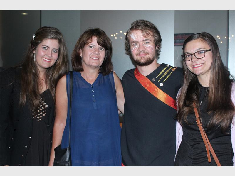 Marizaan, Miranda and Armand Vosser, who is a member of the UJ Choir, joined by Melissa Stander have a great evening at the Linder auditorium.