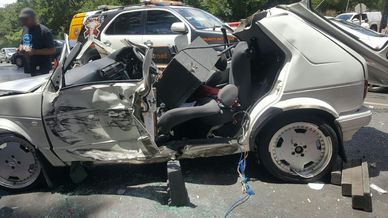 Two critically injured in shocking Melville crash Northcliff Melville