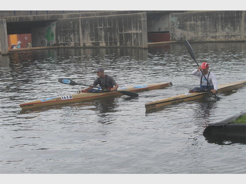 Canoeists hit the water at Emmarentia Dam.