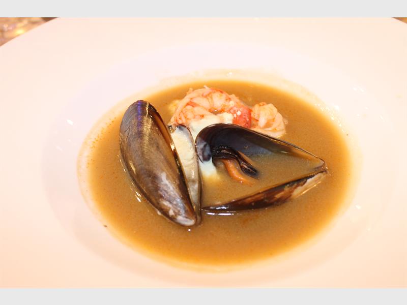The second course featured vanilla prawns and mussels steamed in Zinfandel in coriander espuma.