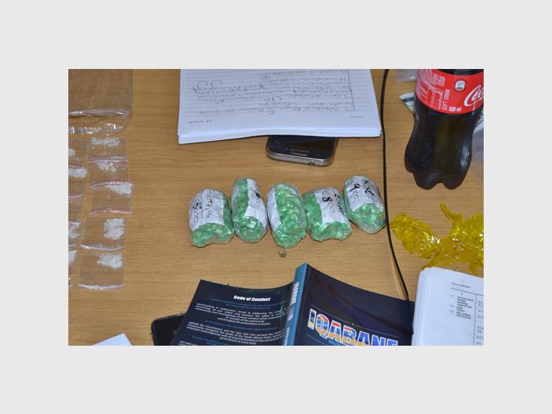 Sophiatown police find mandrax tablets. Photo: Supplied.