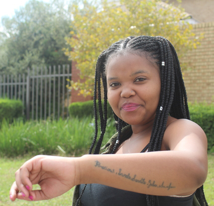 IMG_7977(2)_44619_tn T