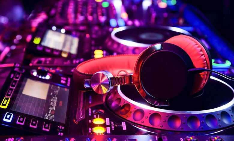 Female DJ