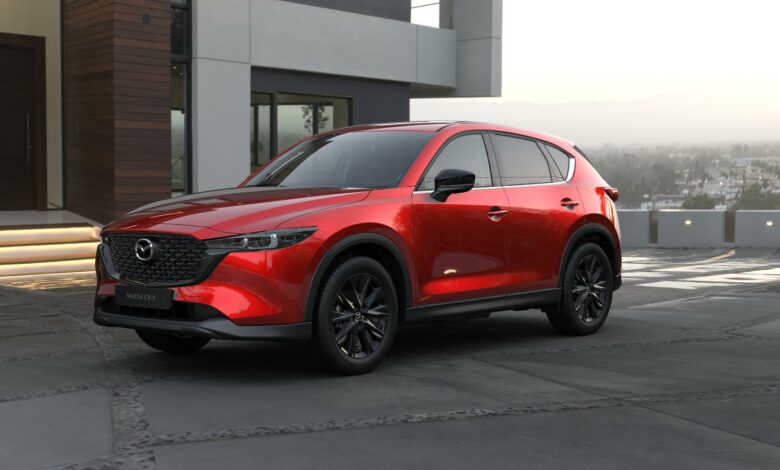 CX-5_Carbon Edition_Lifestyle (4)_1800x1800