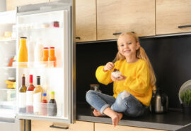 Is your child hungry or simply bored?