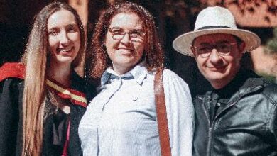 Sharon, Lindi and Kous Coertzen. Photo: Neo Phashe