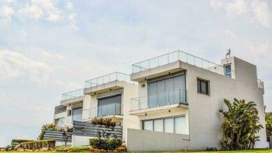 Multiple units on a single piece of land are sectional titles. Photo: Pixabay
