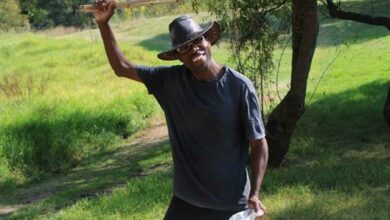 Phil Moagi is part of the Delta Park clean-up. Photo: Mthulisi Lwazi Khuboni