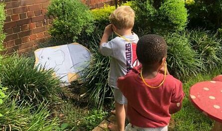 Children of Orban School pre-primary spot an elephant.