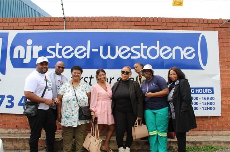 By making a generous donation of three heavy-duty weed eaters, NJR Steel Westdene has assisted in empowering volunteers to take action for a cleaner Sophiatown.