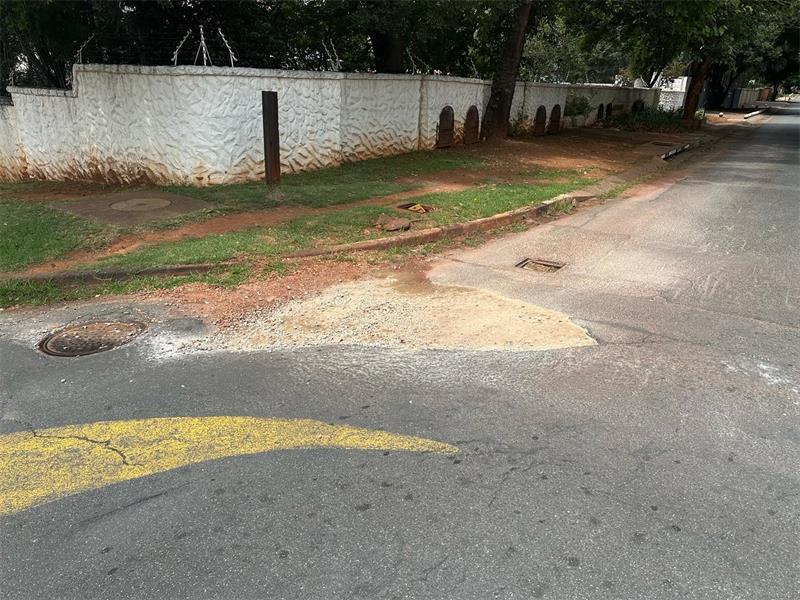 As power outages, and road repair delays, plague residents, City Power and JRA addressed their challenges on what hinders service repairs and increases disruptions.