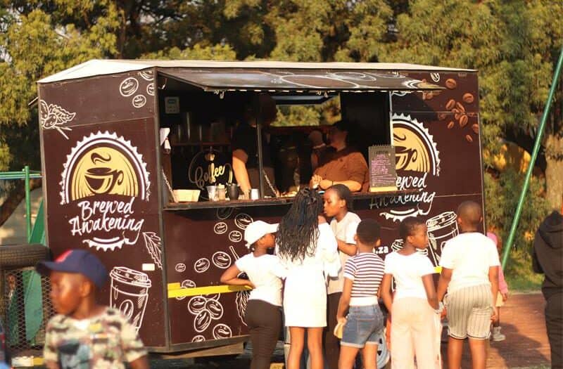 Two organisations hosted Debates and Da Beats for thought-provoking conversation, great food and music.