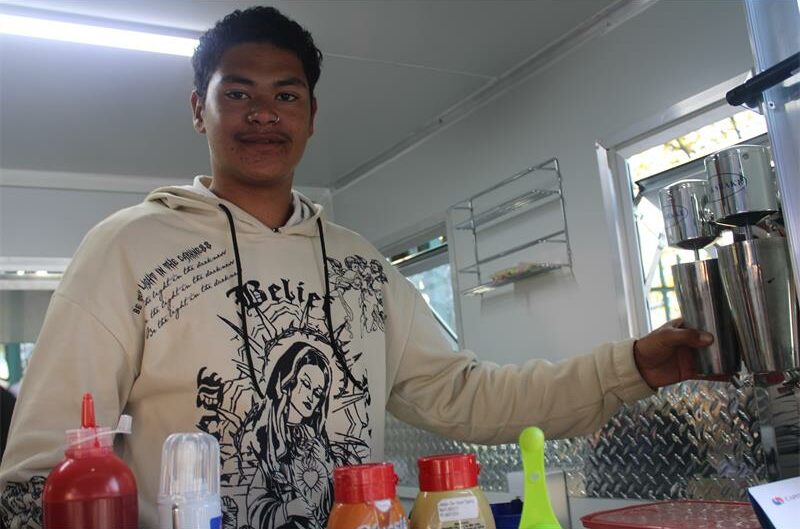 Kesten Lochenberg shares his journey of overcoming addiction and finding purpose in creating delicious treats to inspire others and build a bright future.