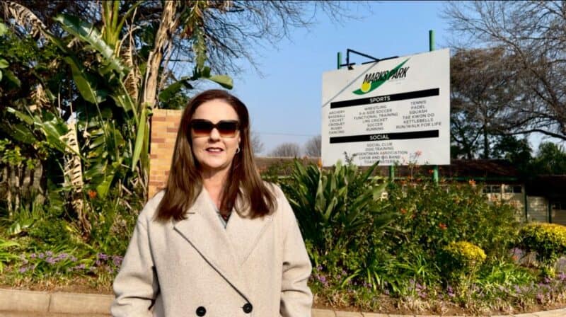 The ward councillor as well as Emmarentia Residents Association waited for the arrival of these officials to no avail.