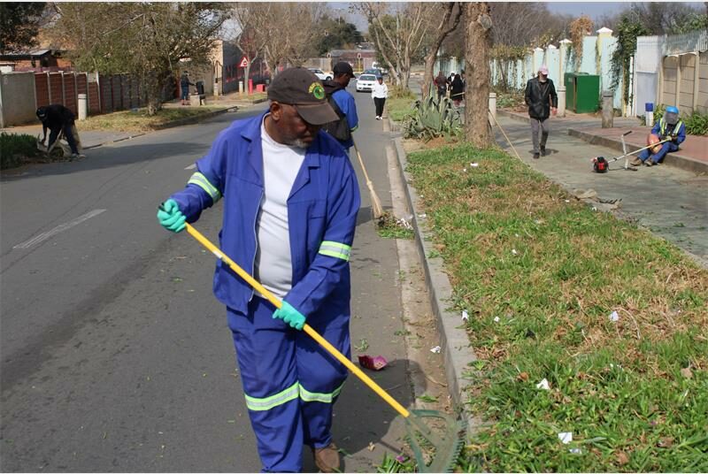 The Cleaning and Beautification of South Africa team beautified the streets of Sophiatown in the hopes of creating a greener and cleaner environment.