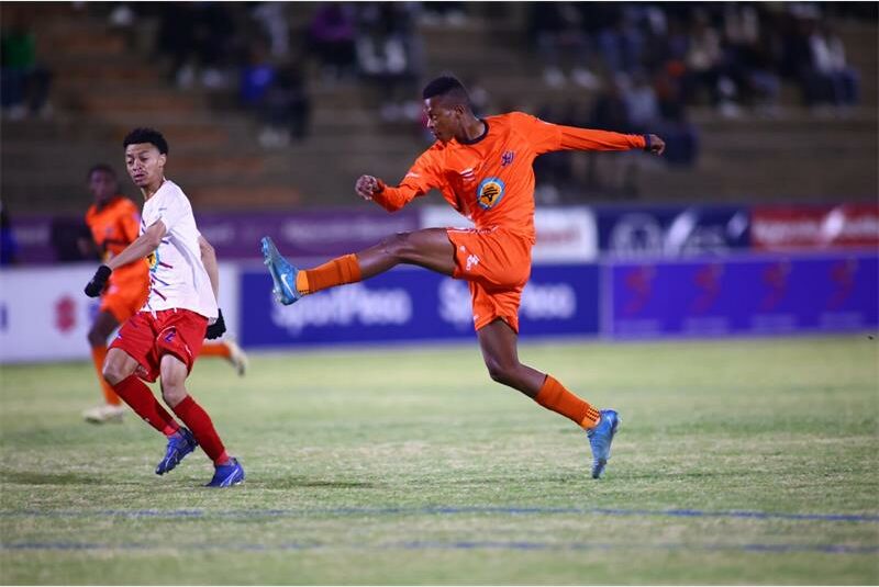 In a nail-biting finish, Sekhwela’s last-minute goal turned despair into joy for UJ, keeping their top-four dreams alive.