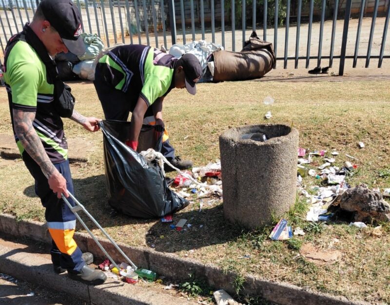 As conditions worsen at the Fairland dumpsite, community members are left feeling unsafe.