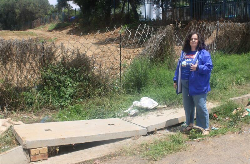 After months of delays, the sewage problem at Laerskool Esperanza is now closed, bringing relief to the school community.