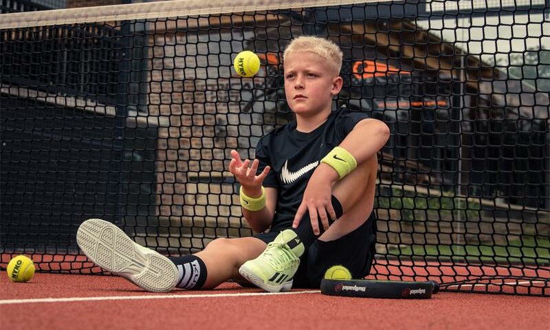 He picked up padel just a year ago – now he is sponsored, coached by top players and chasing bigger dreams on court.