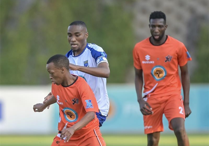After a goalless first half, the home side found their finishing touch to claim a 2-0 victory and stay on top.