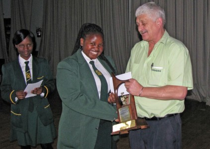 Winners of the Dr Wilkinson Culture Trophy, Nomcebo Cele and Nokwanda Mzimela.