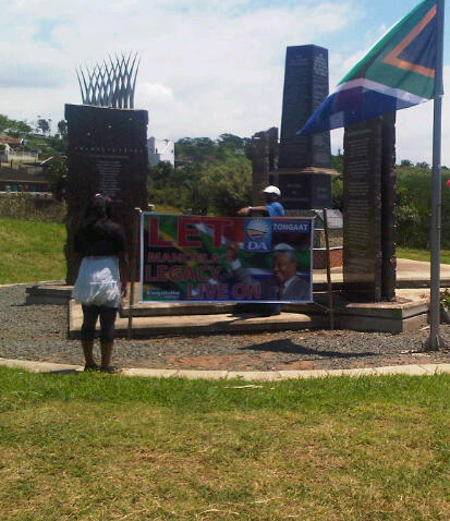 The DA's Mandela banner shortly after it was erected. 