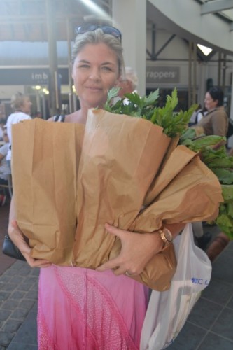 Get some fresh goodies at the Foodies market!