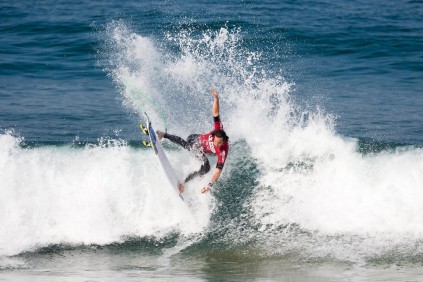 Jordy Smith of Durban, advanced into Round 2 of the Mr Price Pro Ballito, defeating Krystian Kymerson (BRA), Brandon Jackson (ZAF) and Mason Ho (HAW) in Round 1. Photo: Mr Price / Cestari