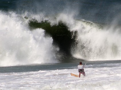 Kitre.surfing.2