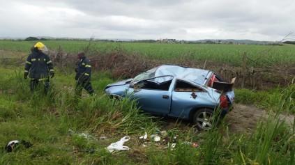 The wrecked Corsa next to the N2 near Groutville. Photo: IPSS Medical Rescue.