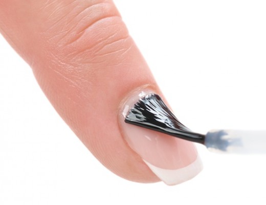 A base coat protects the nail varnish from chipping.