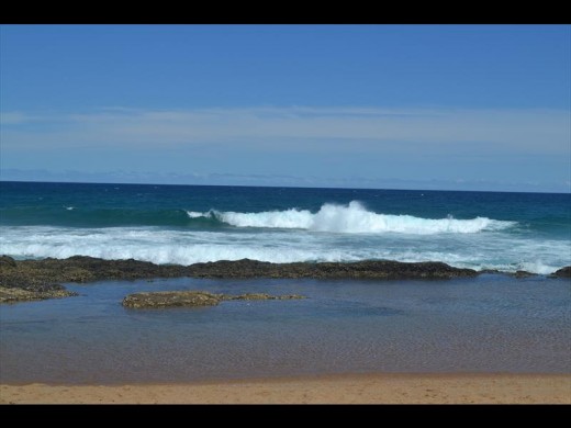 North of Salt Rock lies Granny's tidal pool with some good waves.