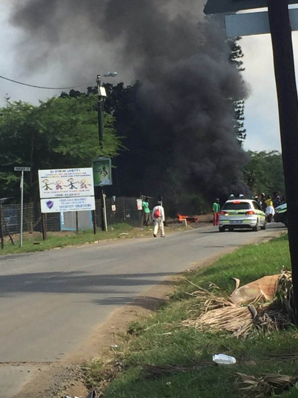 People are protesting in KwaDukuza about labour issues. 