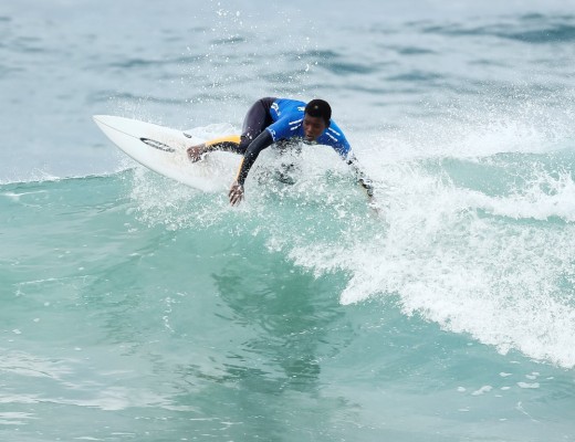 S'Nenhlanhla Makhubu placing second in Heat 3 of the U16 girls Round 1 to advance to the Semifinals of the Billabong Junior Series Ballito. Photo: Kelly Cestari