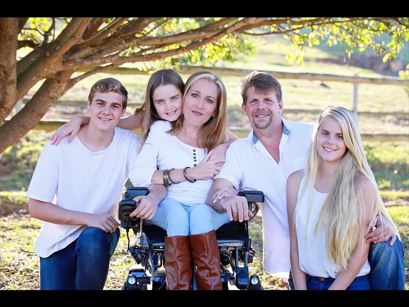 Lesa Bradshaw surrounded by her loving family. From left, Tristan Felix (Lesa's soon to be son), Savannah Bond (Lesa's daughter), Lesa, Bruce Felix (her fiance) and Courtney Felix (her soon to be daughter).